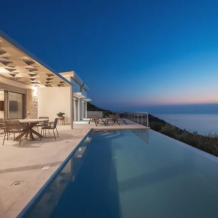 Villa Owl *