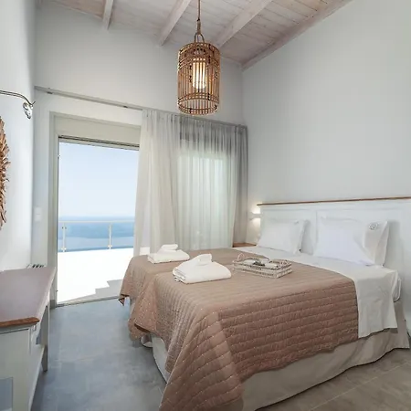 Villa Owl Drymon